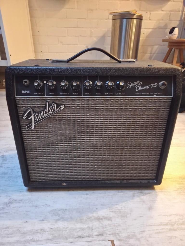 Fender Super Champ XD (Celestion Speaker), Muziek en Instrumenten, Versterkers | Bas en Gitaar, Ophalen of Verzenden, Zo goed als nieuw