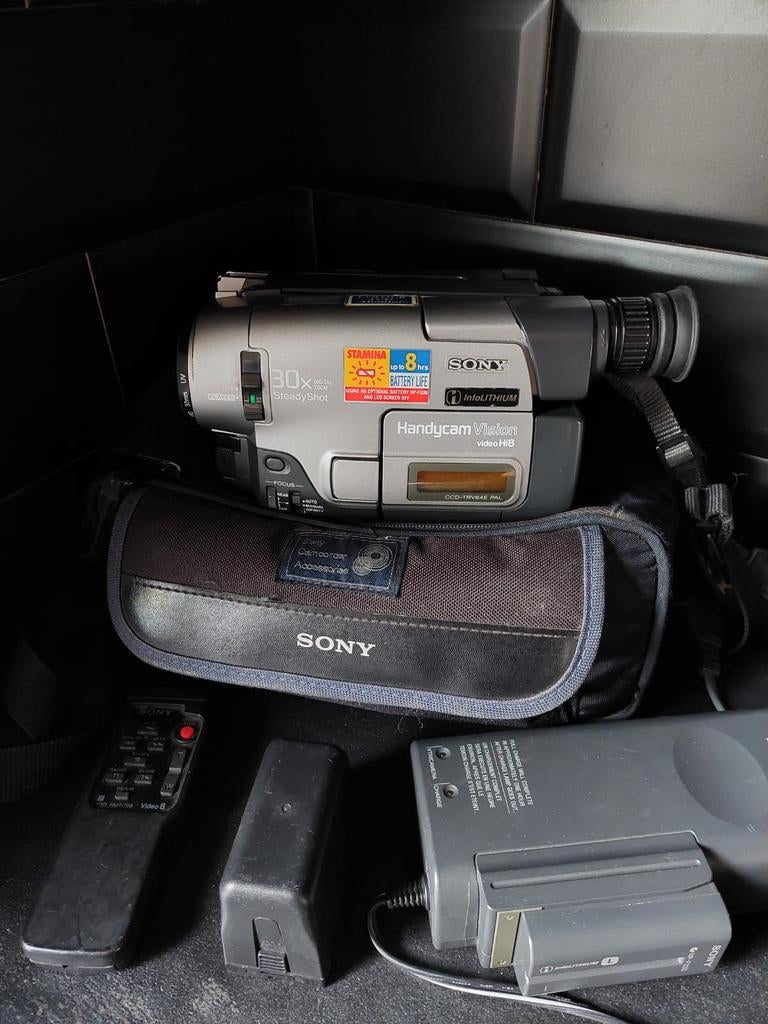 Sony Handycam Vision Hi8 CCD-TRV64E PAL Camcorder, Ophalen of Verzenden, Hi 8, Camera