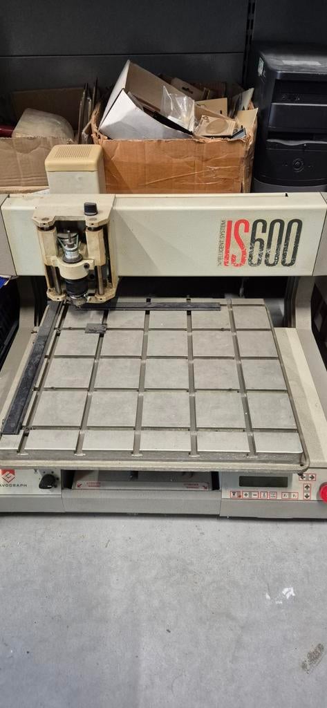 Graveermachine IS600 met accessoires en computer, Doe-het-zelf en Verbouw, Gereedschap | Overige machines, Ophalen
