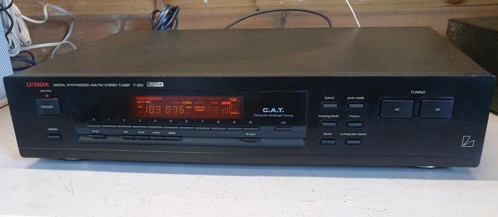 Luxman tuner t-353, Ophalen of Verzenden