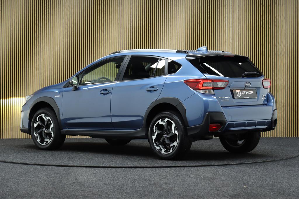 Subaru XV 2.0i e-BOXER Luxury AWD | Adaptive-cruise | Apple, 4 cilinders, Blauw, Origineel Nederlands, Bedrijf
