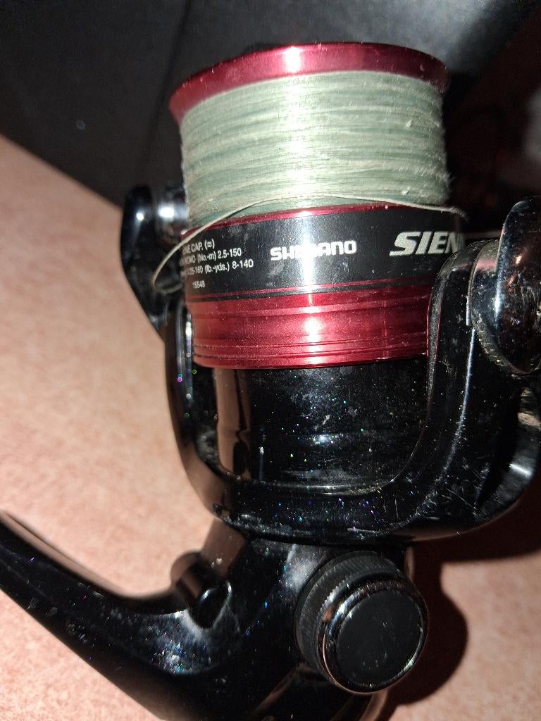 shimano sienna 2500 hg 2 x mee gevist bieden, Watersport en Boten, Hengelsport | Zeevissen, Ophalen of Verzenden, Zo goed als nieuw