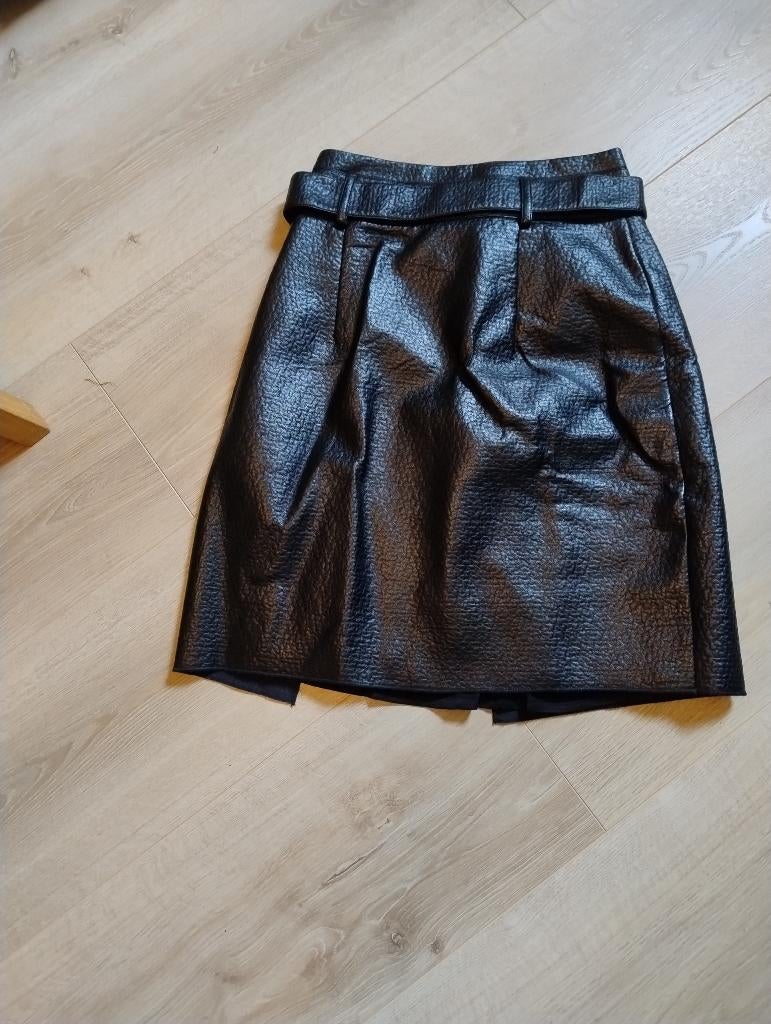 Ongedragen rok Nu 36, Verzenden, Zwart, Nieuw, Knielengte