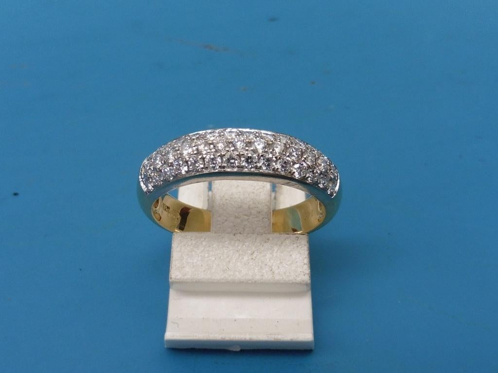 Gouden damesring met briljant                            G79