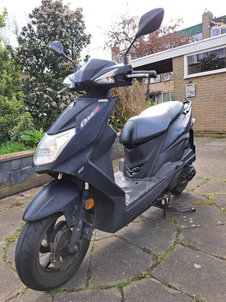 Sym orbit 3 + hoes +slot, Fietsen en Brommers, Scooters | Kymco, Ophalen, Benzine, Overige modellen