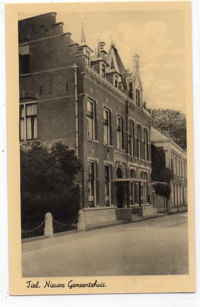 Tiel  Nieuwe Gemeentehuis, Ophalen of Verzenden, 1920 tot 1940, Ongelopen, Gelderland