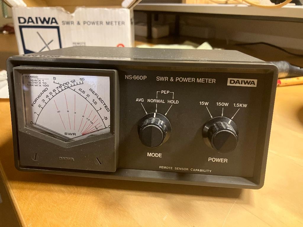 Daiwa NS660P + Remote sensor u-66V, Telecommunicatie, Zenders en Ontvangers, Ophalen of Verzenden, Zo goed als nieuw, Zender en Ontvanger