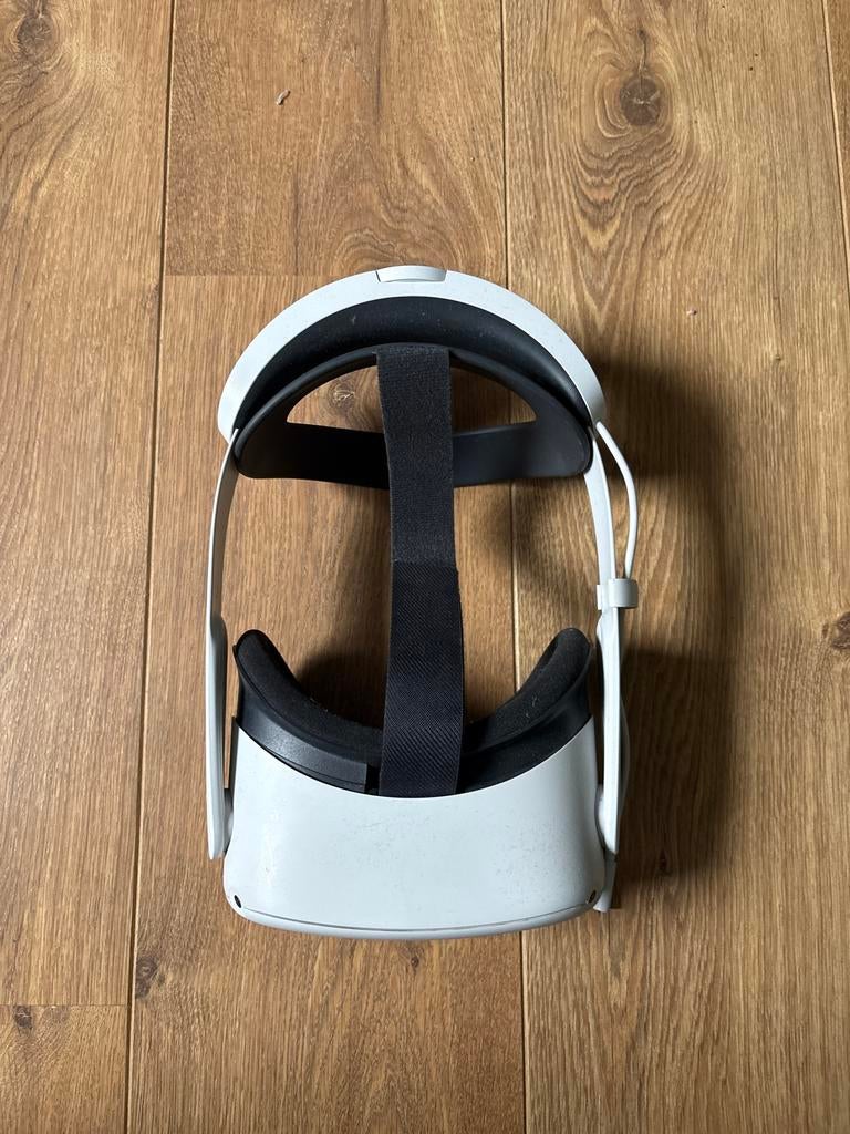 Quest 2 met Elite Strap, Spelcomputers en Games, Ophalen of Verzenden, Gebruikt, VR-bril, Overige platformen