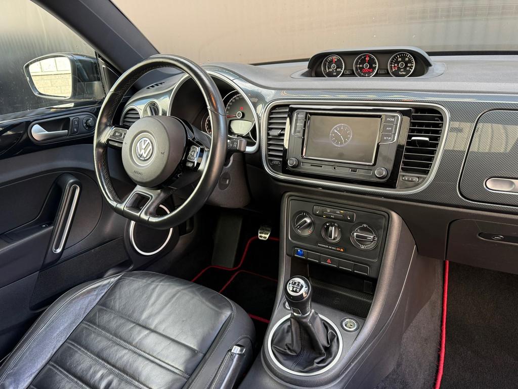 Volkswagen Beetle 2.0 TSI Sport|Carplay|Pano|Shortshift, Euro 5, Gebruikt, 4 cilinders, 4 stoelen