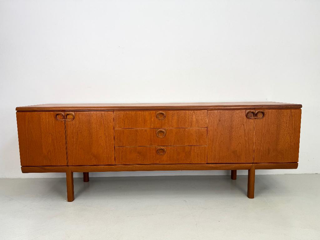 Uniek vintage dressoir McIntosh, Verzenden, Zo goed als nieuw, 25 tot 50 cm, 150 tot 200 cm