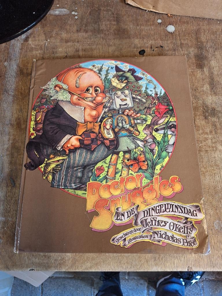 Vintage Dr Snuggles en de dingeldinsdag lees/ stripboek 1979, Eén stripboek, Ophalen of Verzenden, Gelezen