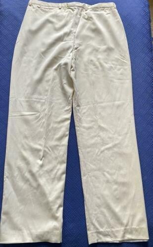 Escada pantalon maat 42 [DM], Kleding | Dames, Beige, Maat 42/44 (L), Ophalen of Verzenden, Zo goed als nieuw