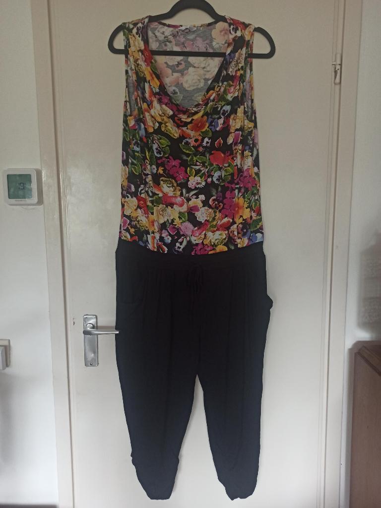 SUMMER! Trendy leuke jumpsuit onesie van Miss Etam maat L, Kleding | Dames, Jumpsuits, Verzenden, Zwart, Maat 42/44 (L), Zo goed als nieuw