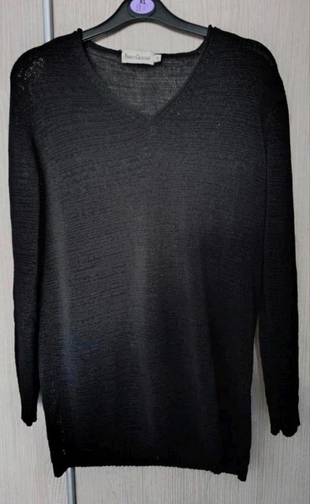 Zwarte trui met V-hals en doorschijnende stof - Maat S, Zwart, Ophalen of Verzenden, Zo goed als nieuw, Lange mouw