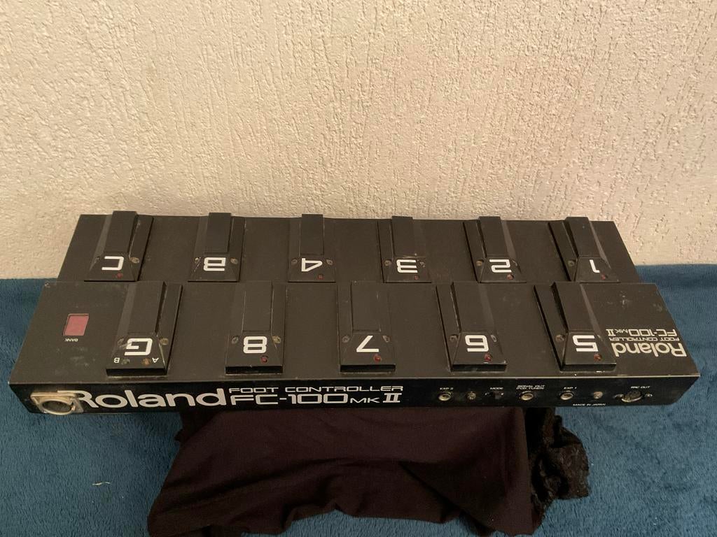 Roland FC-100 MKII Voetcontroller, Muziek en Instrumenten, Effecten, Gebruikt, Overige typen, Ophalen of Verzenden