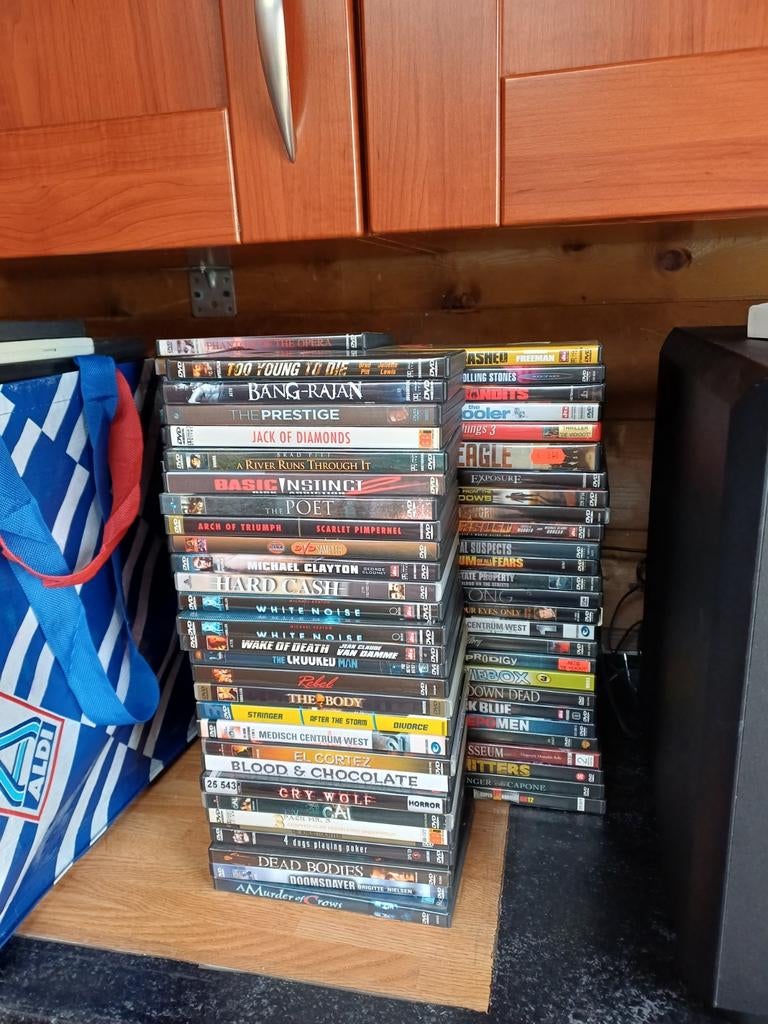 Grote collectie diverse dvd's, Alle leeftijden, Ophalen, Zo goed als nieuw