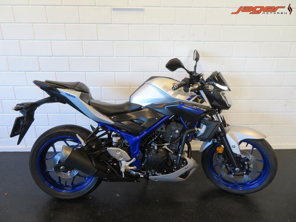 Yamaha MT 03 MT03 ABS STOERE MOTORFIETS (bj 2016)