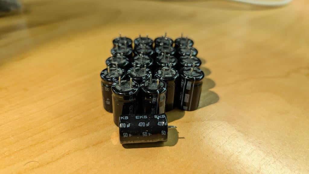 ROE 6800uF 40V 105C 14x, Ophalen of Verzenden