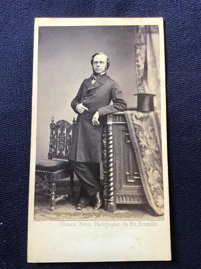 CDV, Man, GHEMAR FRÈRES, BRUSSEL, zeer oud, dun karton, Ophalen of Verzenden, Voor 1940, Gebruikt, Foto