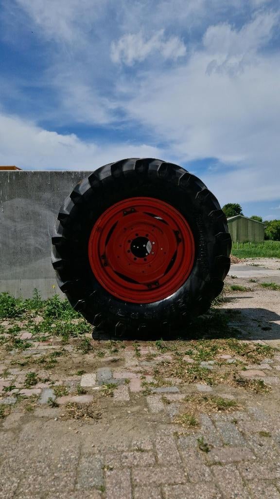 TM800 650/50 R38 Fendt tractorbanden met velg, Ophalen