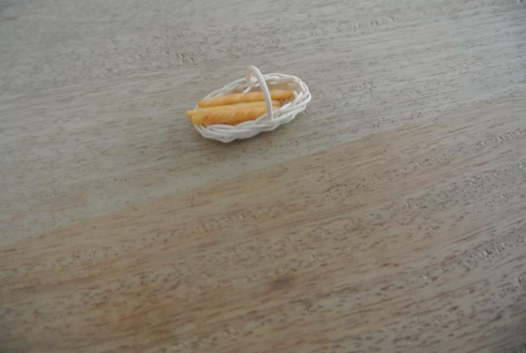 Poppenhuis Mandje Stokbroden Nieuw/ nr 144, Ophalen of Verzenden, Nieuw, Gebruiksvoorwerp