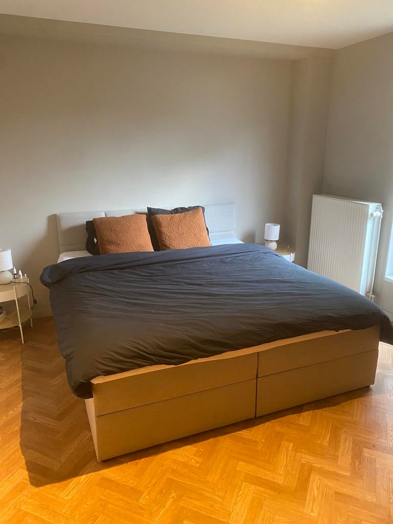 Boxspring met opbergruimte, Ophalen, Zo goed als nieuw, Tweepersoons, 180 cm