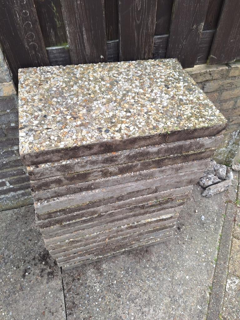 Gratis grindtegels, Tuin en Terras, Ophalen, Gebruikt, Beton, Terrastegels