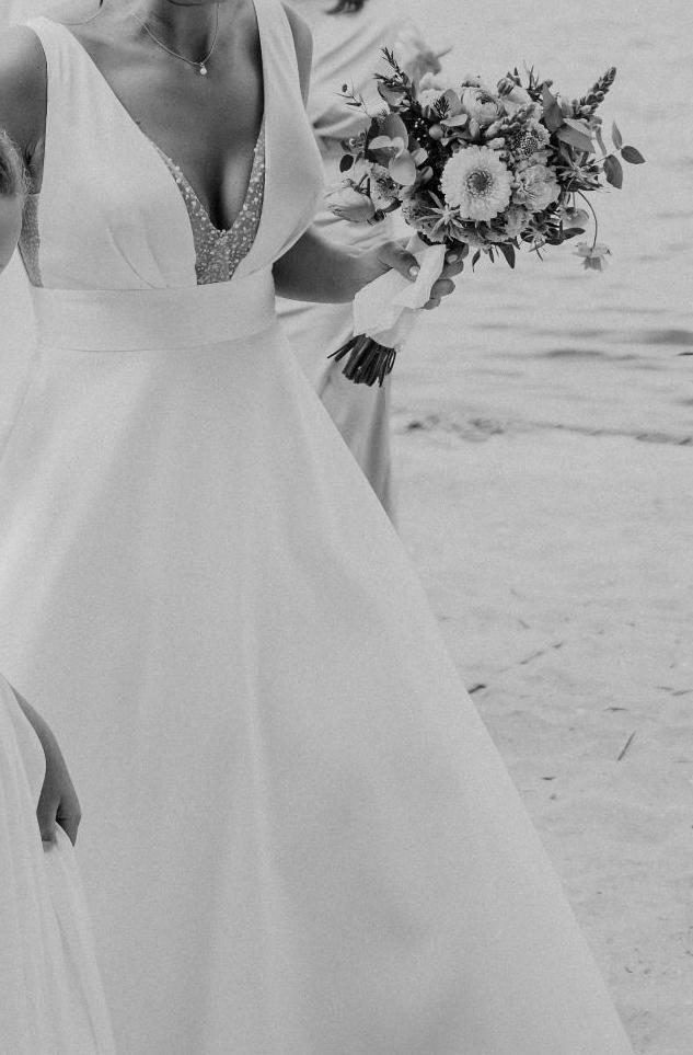 Ivoor Bruidsjurk met Pareltjes, Maat 38, Gereinigd, Ophalen, Zo goed als nieuw, Wit, Trouwjurk