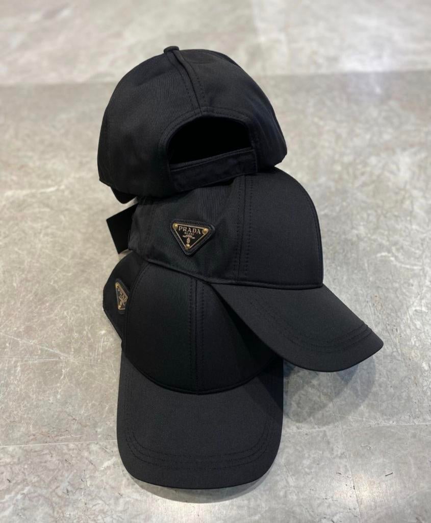 Prada pet, Ophalen of Verzenden, Zo goed als nieuw, One size fits all, Pet