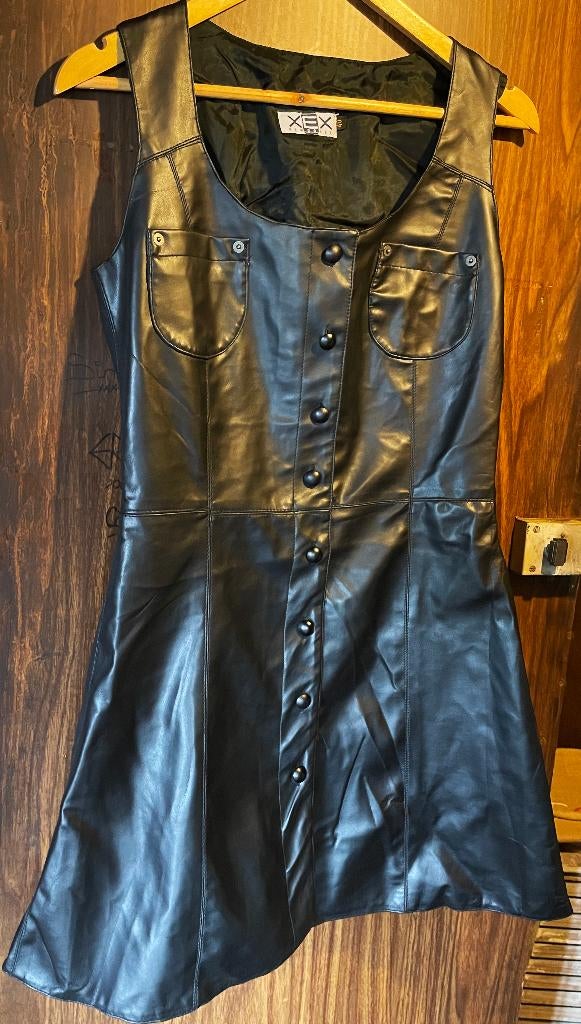 KLEDING & ACCESSOIRES A'DAM OUD WEST, Ophalen, Gedragen