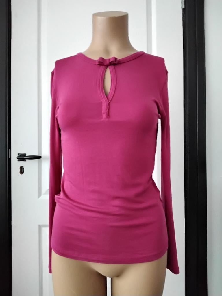 Marc Cain roze T-shirt maat 38 met splitje, Maat 38/40 (M), Ophalen of Verzenden, Zo goed als nieuw, Lange mouw