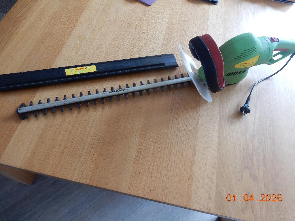 Florabest elektrische heggenschaar  type FHS  600/6, Ophalen of Verzenden, Gebruikt, Elektrisch, Florabest