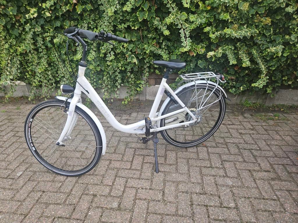 Stella moederfiets met 8 versnellingen, Fietsen en Brommers, Fietsen | Dames | Moederfietsen, Overige merken, 53 tot 56 cm, Versnellingen