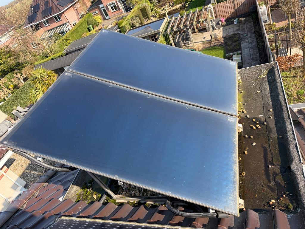 Nefit SolarLine Zonneboilermet SolarLineplatdak2v 2xpanelen, Doe-het-zelf en Verbouw, Geisers en Boilers, Ophalen, Gebruikt, 100 liter of meer