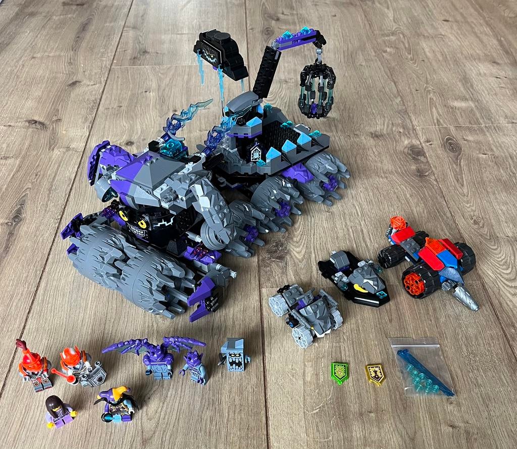 Te koop Lego 70352 NEXO Knights Jestro’s Headquarters, Compleet, Overige thema's, Lego, Ophalen of Verzenden