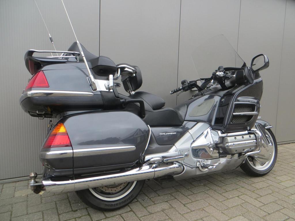 Honda GL 1800 Gold Wing 30Th Anniversary - foto 2
