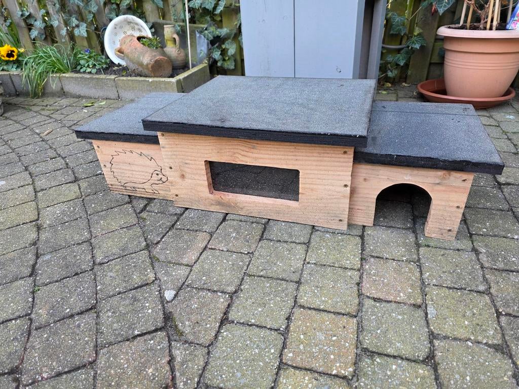 Nieuw egel voederhuisje, Ophalen, AJM Steigerhout, Info@ajmsteigerhout.nl, Hoogeveen