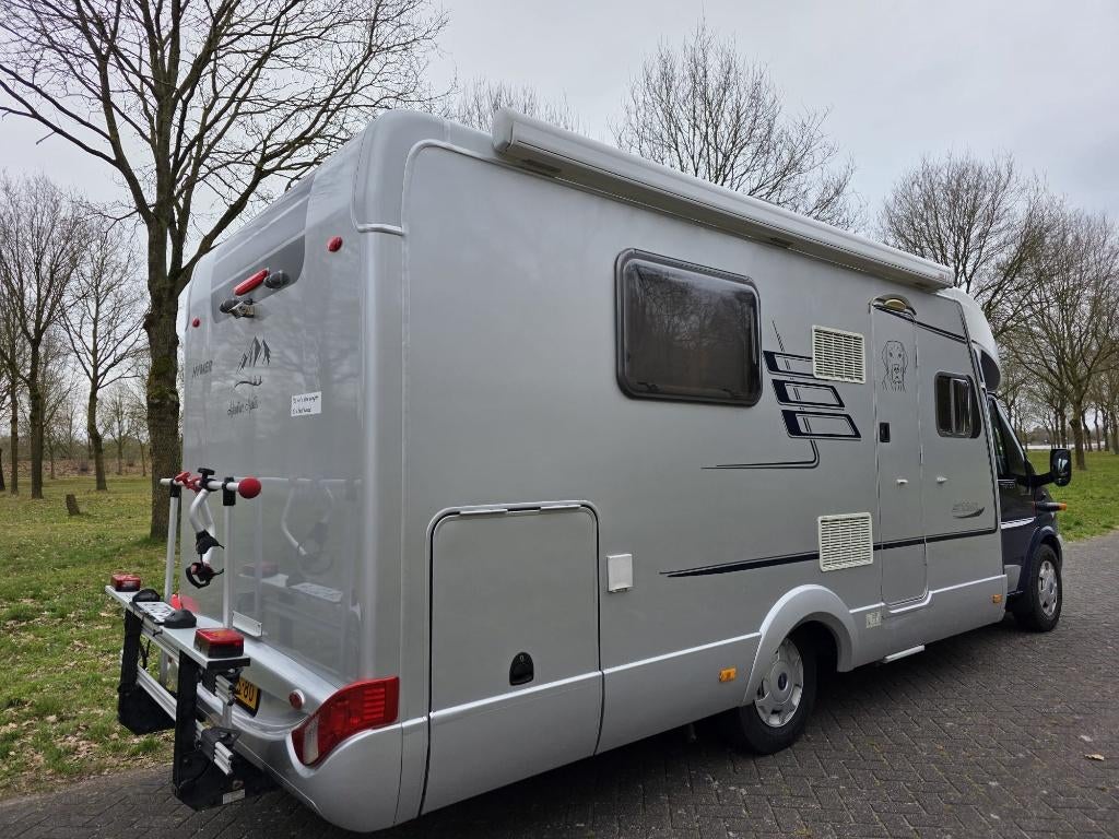 Keurige Hymer Tramp CL met Queensbed uit 2009, Caravans en Kamperen, Campers, Koelkast, Ringverwarming, Ford, 7 tot 8 meter