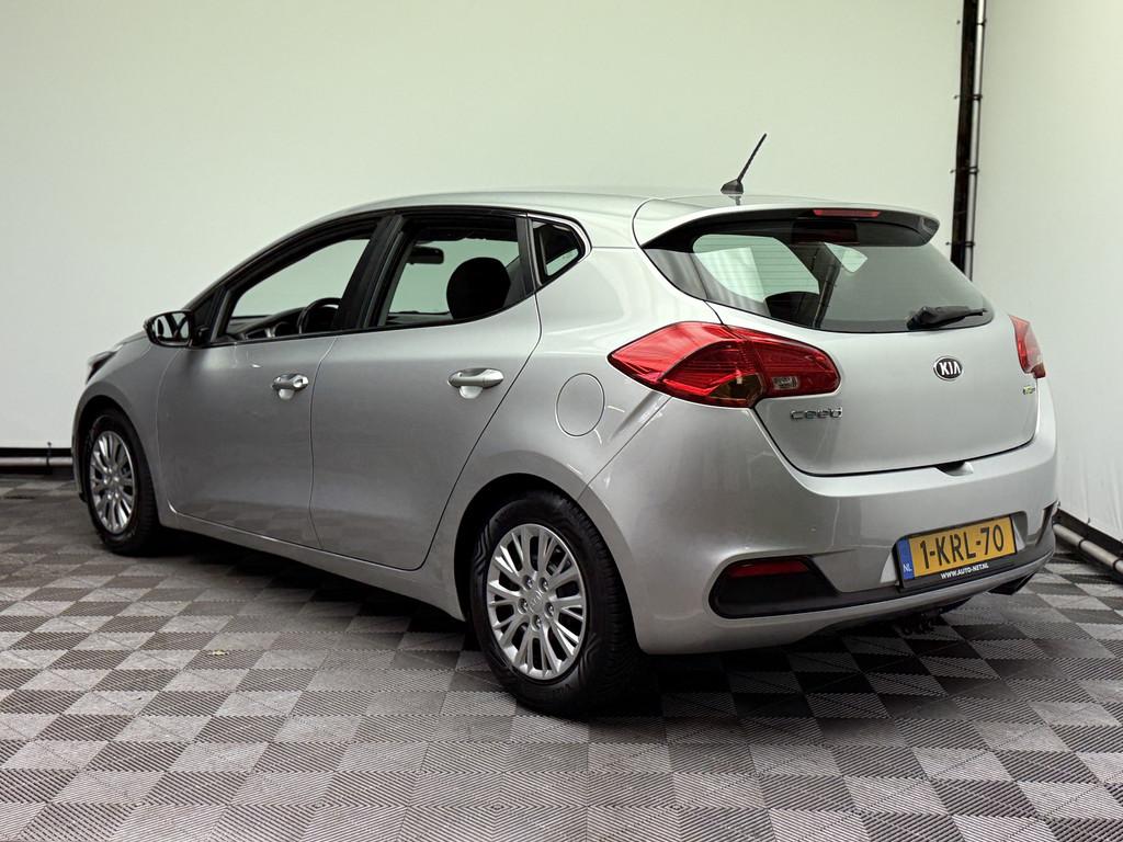 Kia cee'd 1.6 GDI 20th Anniversary 5-drs Navi Trekhaak 1e Ei, Voorwielaandrijving, Euro 5, Gebruikt, 4 cilinders