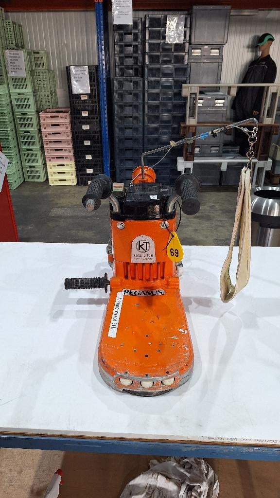 Kantenschuurmachine parketschuur 300mm 230V Künzle & Tasin,, Ophalen, Gebruikt, Overige typen, Industriepark 2a 9351PA Leek