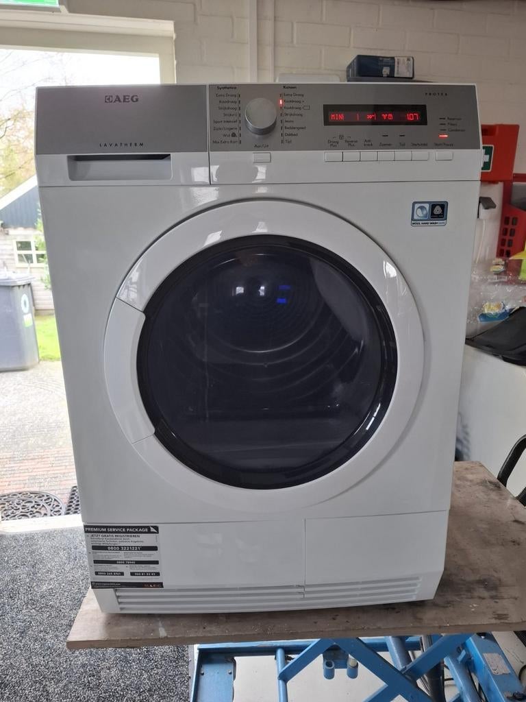 AEG Lavatherm Warmtepomp Droger - Energiezuinig en Stil, Overige typen, 8 tot 10 kg, Ophalen of Verzenden, Zo goed als nieuw