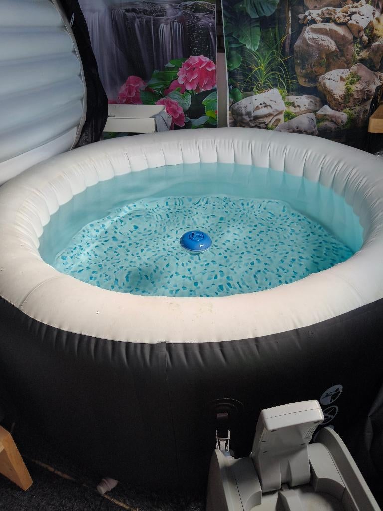 layz spa miami, Ophalen, Zo goed als nieuw, Filter, Opblaasbaar