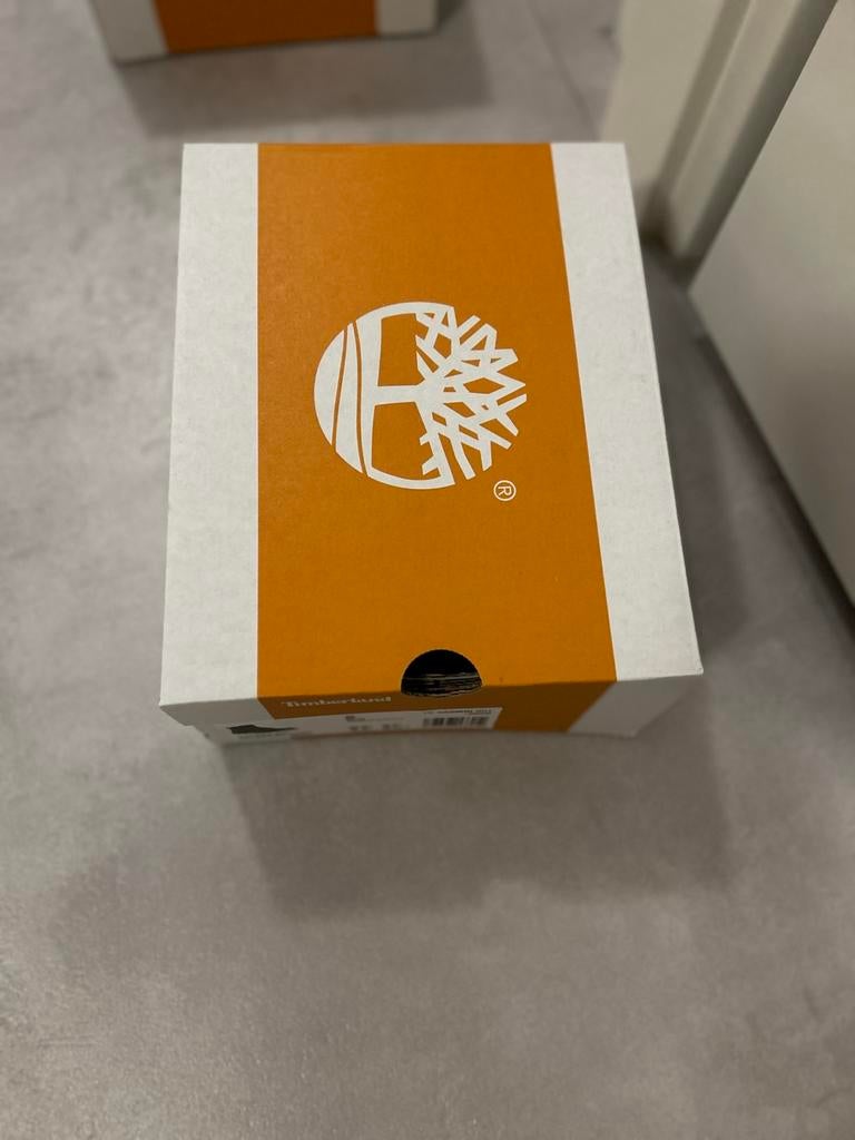 Timberland Courma Kid 6 Inch suede boot met zijrits maat 25, Gebruikt, Jongen of Meisje, Schoenen, Ophalen of Verzenden