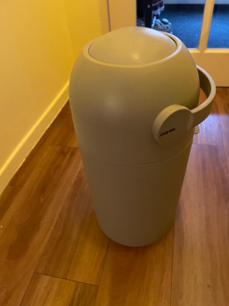 Luieremmer We-Too (olijf), Ophalen, Zo goed als nieuw, Luieremmer, Overige merken