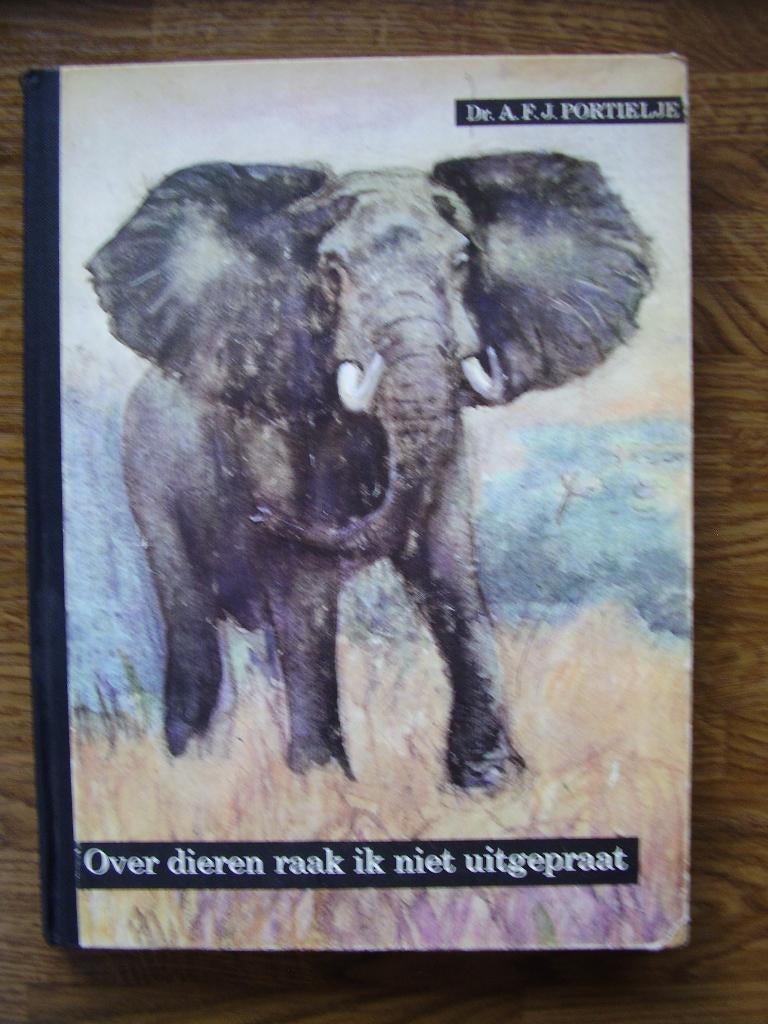 Plaatjesalbum Rama: Over dieren raak ik niet uitgepraat., Ophalen of Verzenden, Gelezen