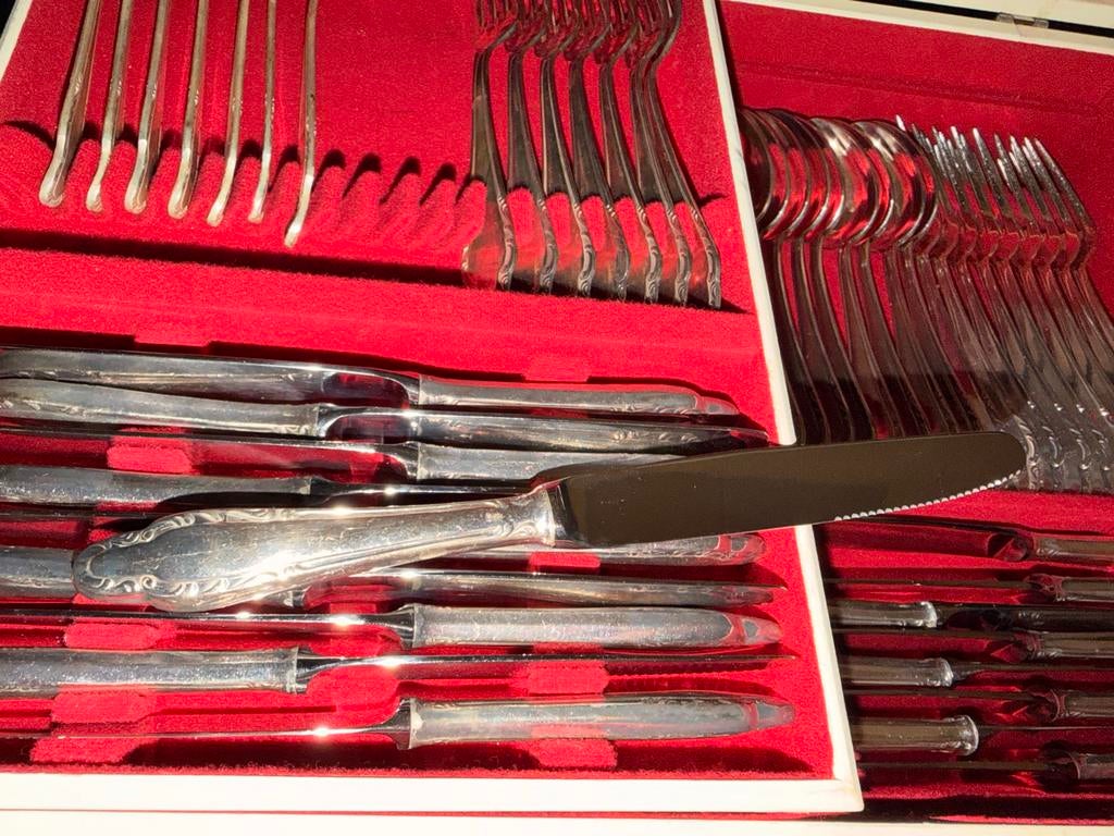 Bestekdoos met inhoud, Antiek en Kunst, Verzenden