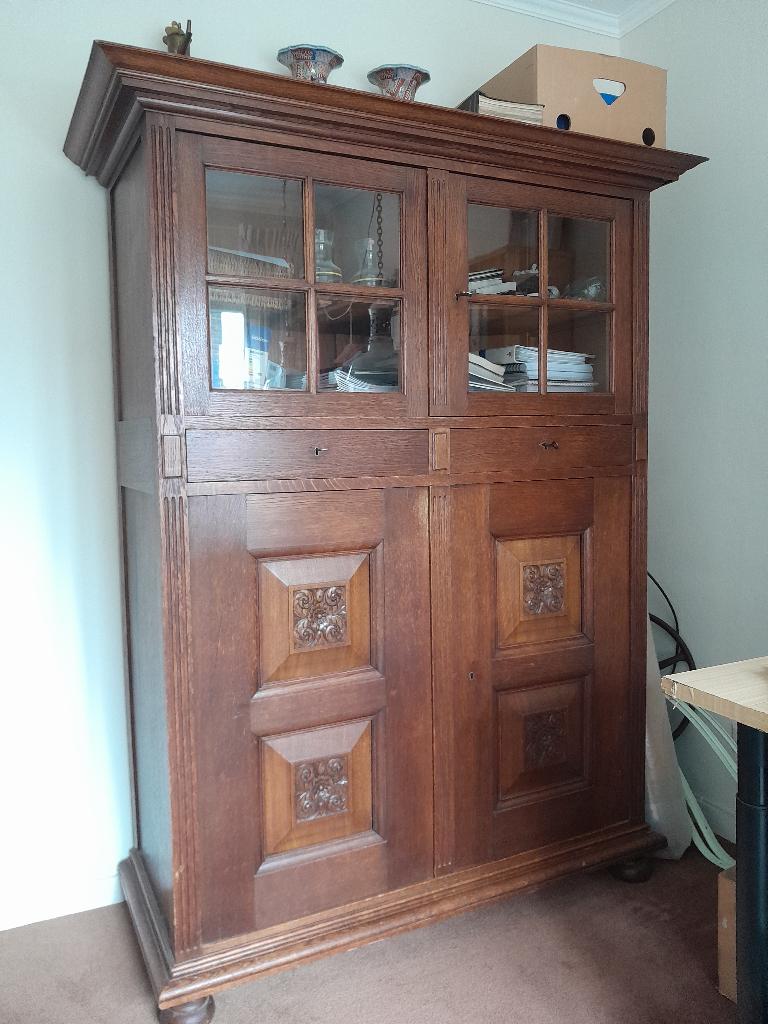 antieke kast, Ophalen