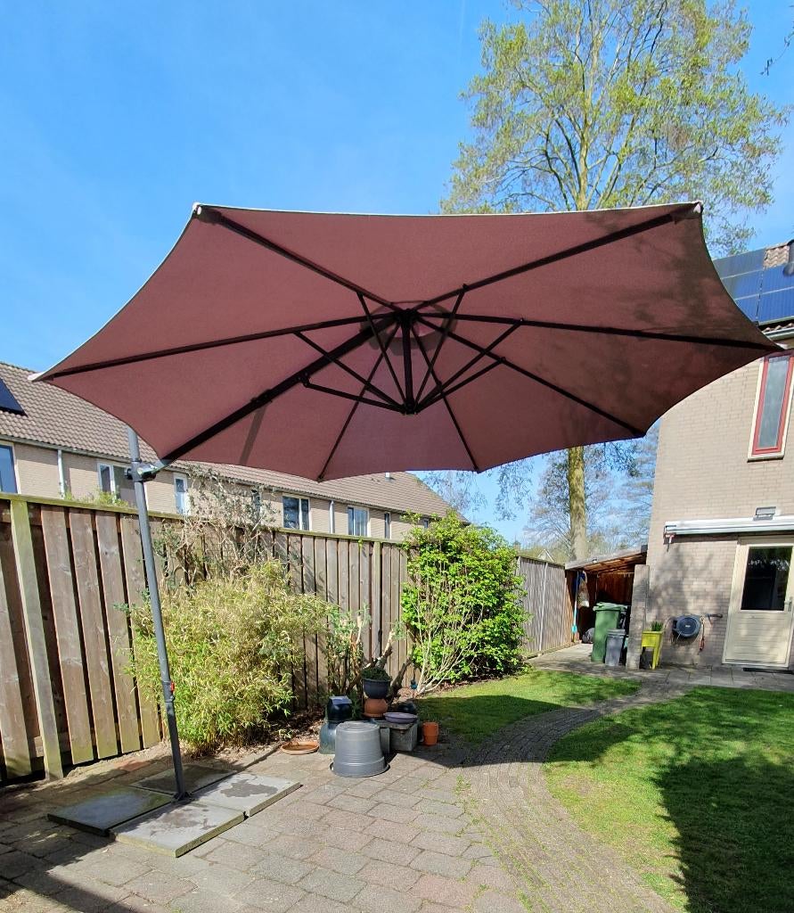 zweefparasol Free Caroli 300, Tuin en Terras, Parasols, Ophalen, Verstelbaar, Gebruikt, Zweefparasol