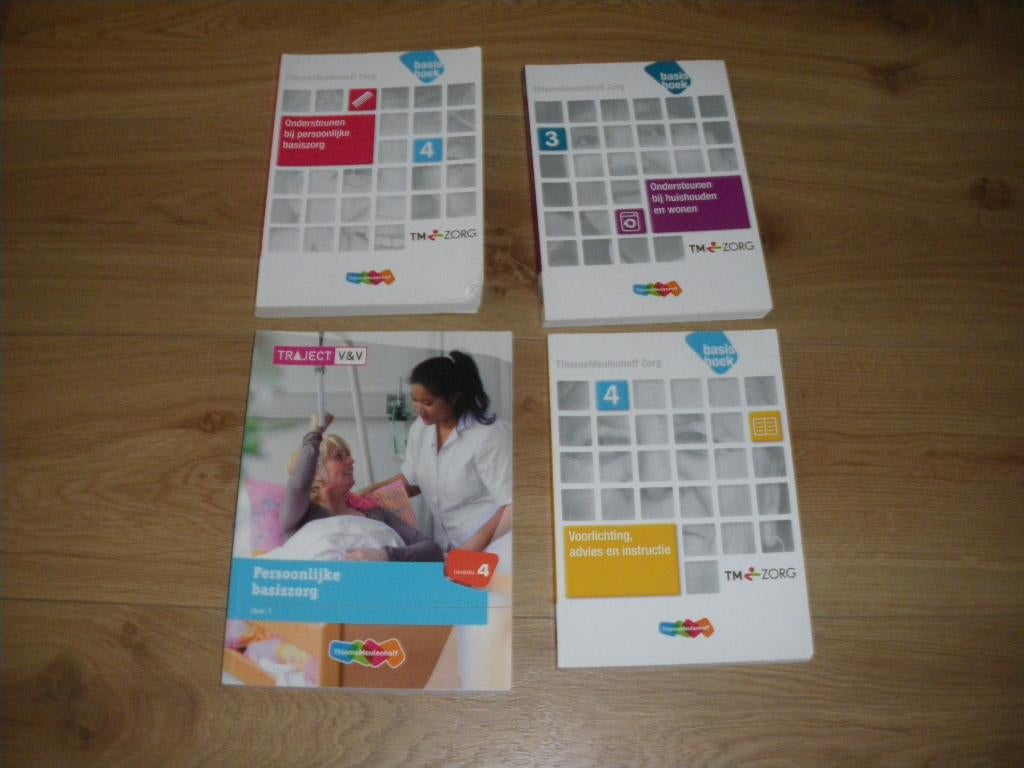 4 mbo studieboeken niveau 3 en 4 thieme meulenhoff, Ophalen of Verzenden, Alpha, Zo goed als nieuw, MBO