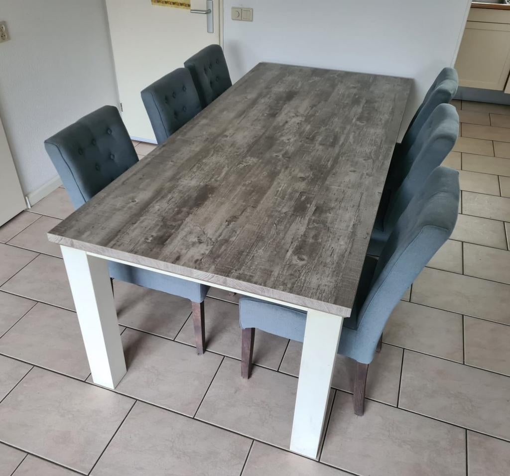 Elegante eettafel met houtlook blad en witte poten, Huis en Inrichting, Tafels | Eettafels, Gebruikt, Modern, Scandinavisch, 200 cm of meer